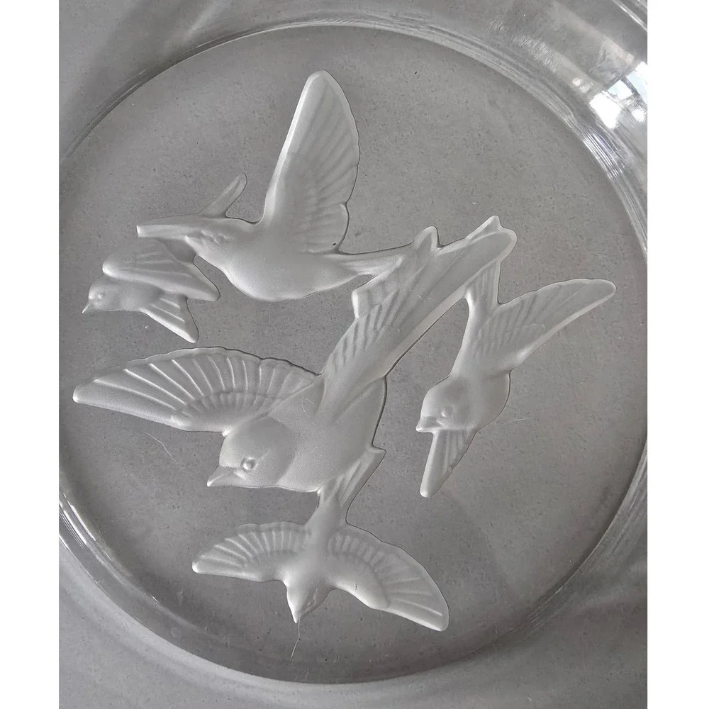 Sasaki Japan Wings Crystal 7 Inch Plate Intaglio Frosted Bird Design Clear Glass